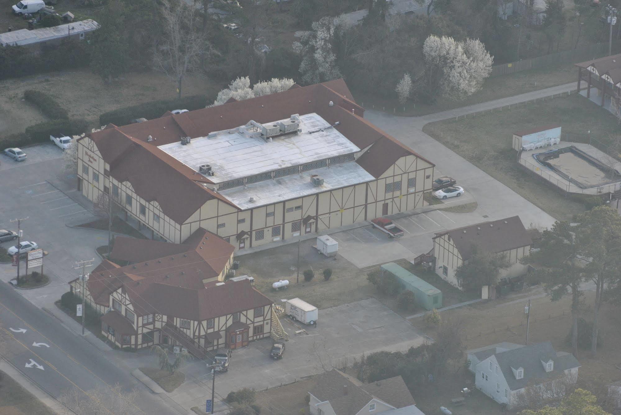 Elizabethan Inn Manteo Exterior photo